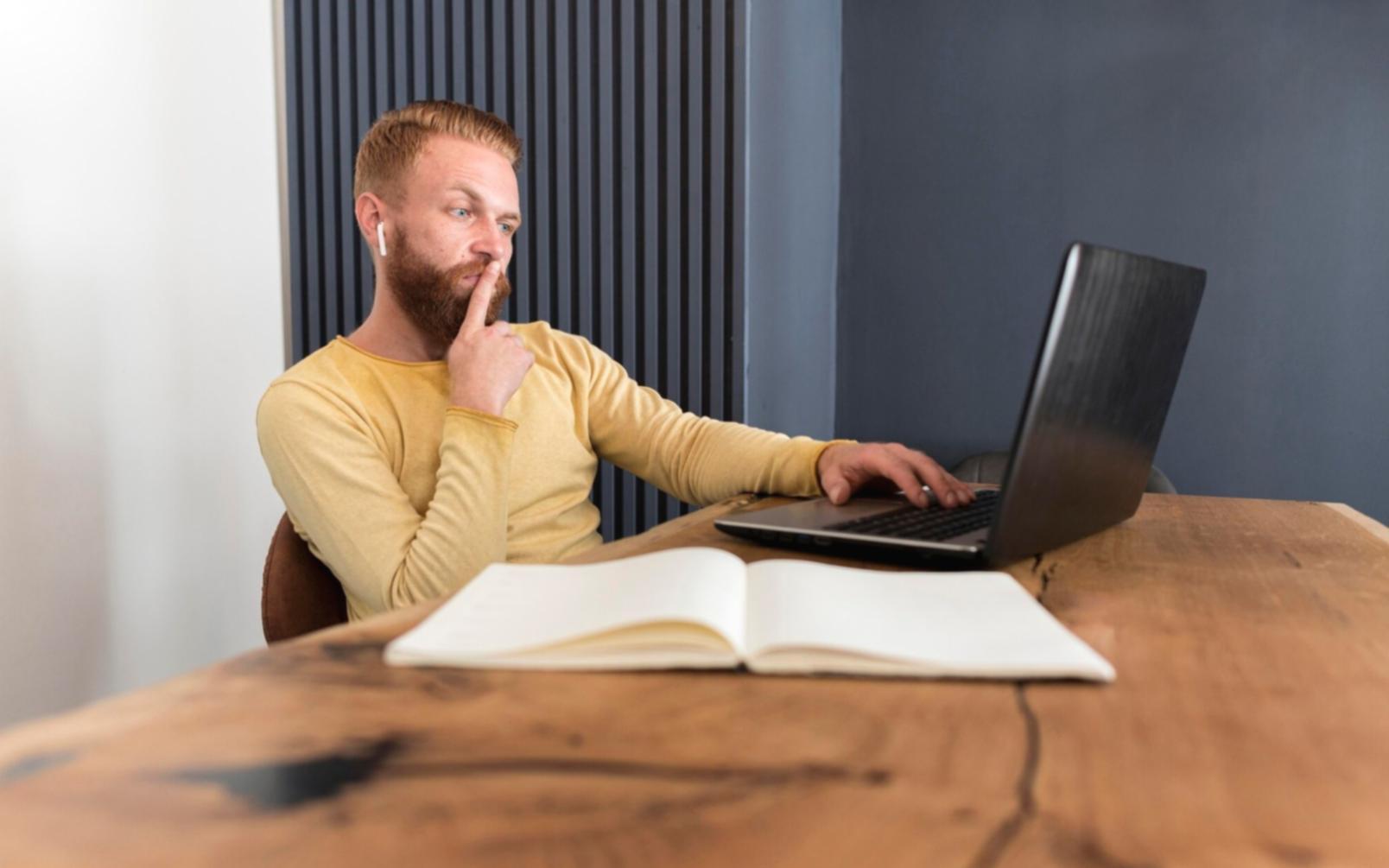 Analýza finančních dat a statistik na obrazovce